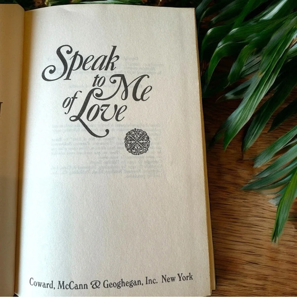 VINTAGE 1972 “Speak to Me of Love” by Dorothy Eden - Hardcover - Picture 5 of 12